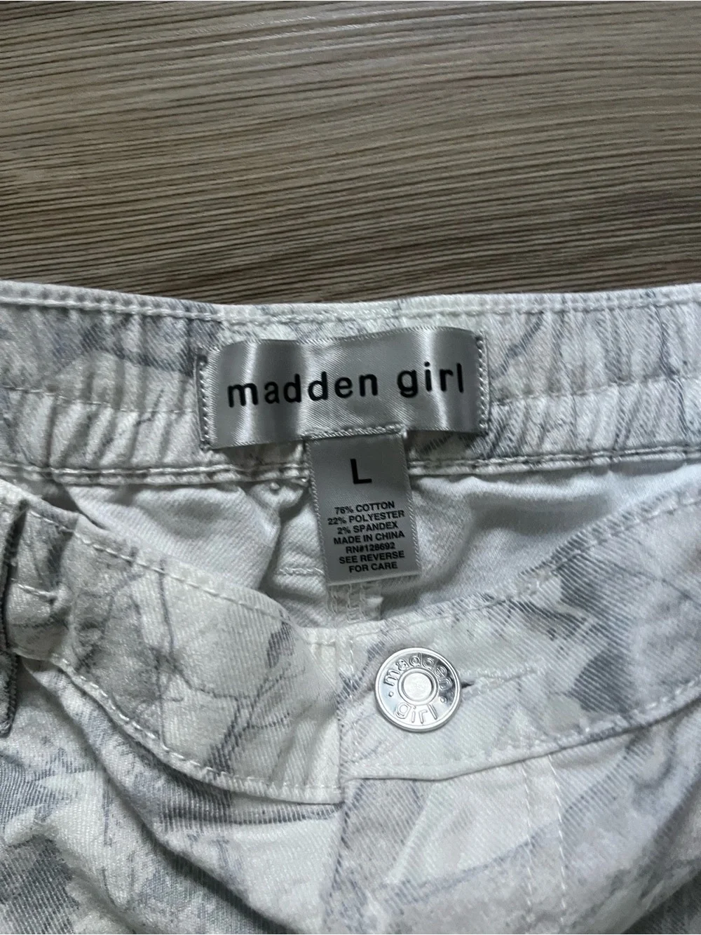 Madden Girl light gray